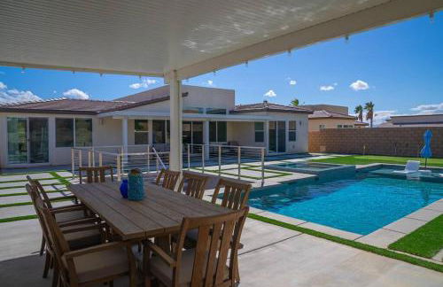 Chilled Salt Pool Luxury Firepit Mini Golfing - Foto 33