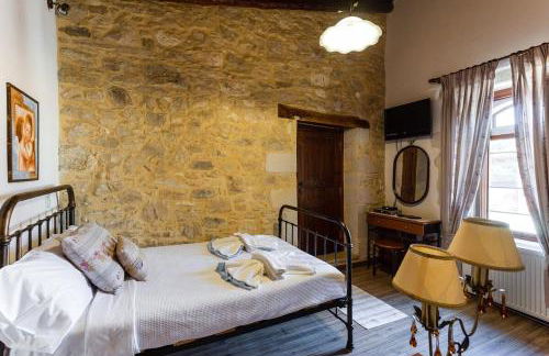 Allaria Villa Traditional Villa - Photo 6