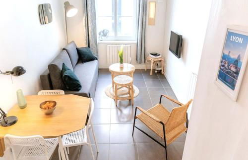 Peaceful & well-located duplex Parc Blandan Rhône & Wifi - Foto 6