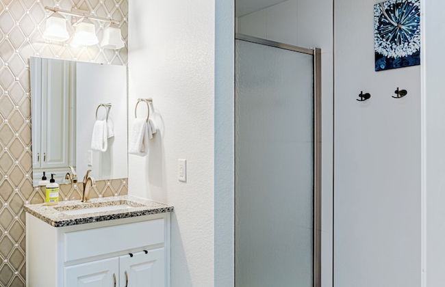 Lake LBJ Waterfront Family-friendly Retreat! - Photo 15