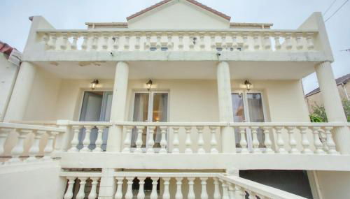 Large house ideal for groups families 12 people - Foto 2