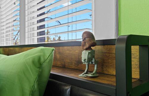 Cozy & Creative Top Unit in Lou's Arts District - Foto 20