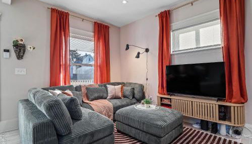 Cleveland Escape - Hot Tub - Karaoke Machine - Sleeps 12 - Foto 4