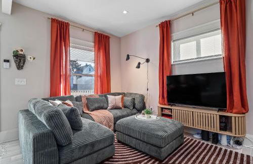 Cleveland Escape - Hot Tub - Karaoke Machine - Sleeps 12 - Foto 4