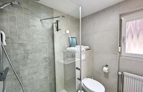 Basilisk Homes - in Grenzach-Wyhlen bei Basel - 4 x Moderne Fewos je 1bis2, 1bis4 oder 1bis6 Pers mit Küche und Balkon oder Terrasse - Parkplätze vorhanden - Foto 13