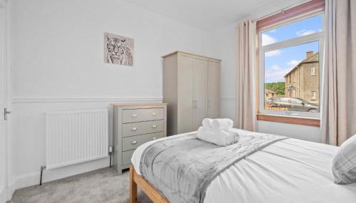 Whiteside 3 Bedroom Apartment - Bathgate - Photo 5