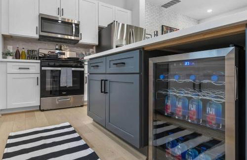 Downtown Oasis Rooftop with Skyline View - Foto 16