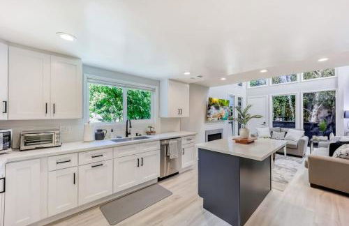 601-Lavish Family Home w AC & Patio near Meta & Stanford - Foto 5