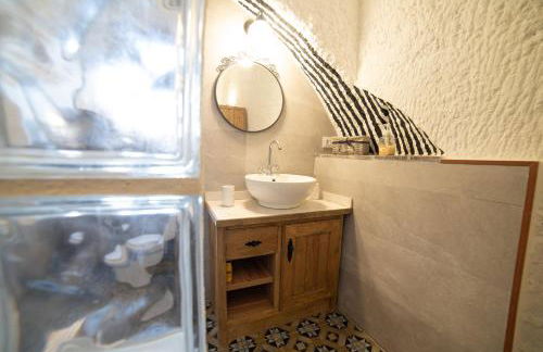 Cueva El Cortijo Gachas - Photo 31