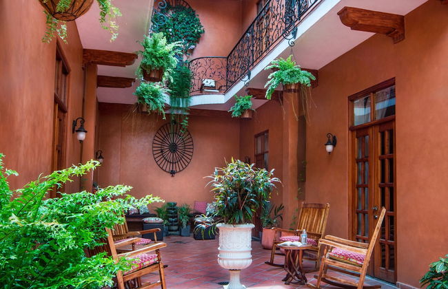 La Isabela Suites - Photo 1