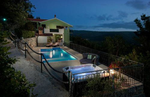 Apartment Stela with heated private pool and Whirlpool Gornje Sitno - Photo 3