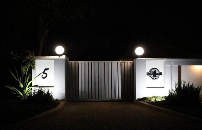 A Pristine B B Located in the Peaceful Suburb of Belvedere Harare - 2007 - Foto 8