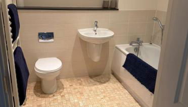 SIX at Wooburn Green Cosy Retreat with Balcony near LEGOLAND Lapland UK and Windsor - Foto 4, towels