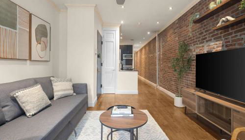 Stylish East Side Escape Steps from Fun - Foto 5