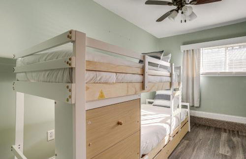 Secluded Home with Lake View in Delton! - Foto 20