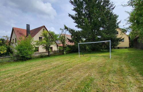 Große ruhige Ferienwohnung in Segringen, Dachterasse, Fernblick vom Grundstück - Foto 30