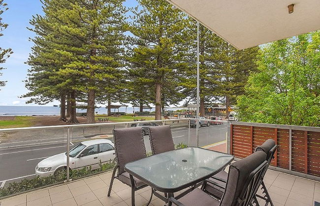 Breeze Beachfront Apartment no 1 - First Floor - Photo 1