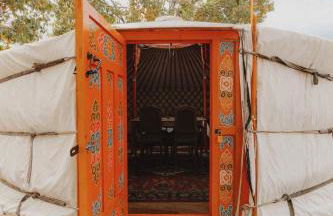 Glamping yurt at a nature retreat Sequoia Highland - Photo 38