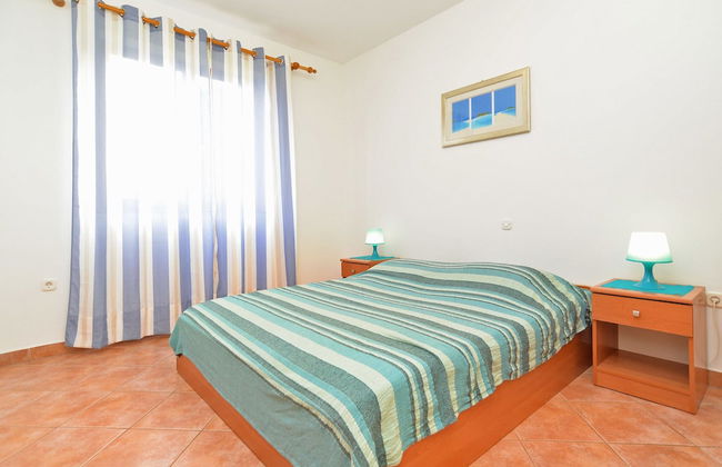 Apartment 344 - Photo 10