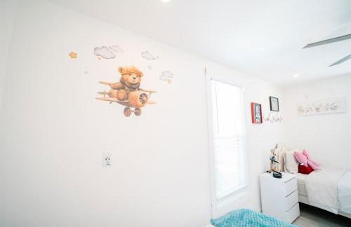 Modern 5BR DC Home Free Parking Steps from Metro Family-Friendly - Photo 49