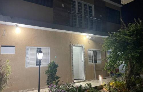 Confortável loft 4,ar, Wi-Fi, TV, 400m UNIG - Foto 39