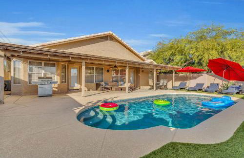 Luxe Phoenix Getaway (heated pool, mountain view) - Foto 42