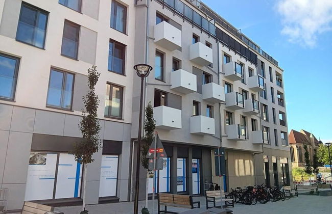 City Center Modern Retreat - Photo 1