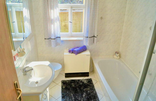 Charming Holiday Home With Natural Garden in Kaltennordheim-thuringia - Foto 28