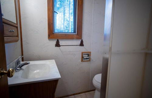 Honeymoon Cabin - One Bed Retreat - Parking - Netflix CB07 - Foto 7