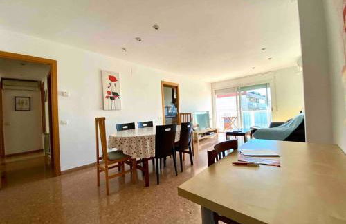 Big Family Terrassa Parking and noise free - Photo 24