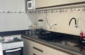 Apartamento espaçoso e localização perfeita - Foto 2