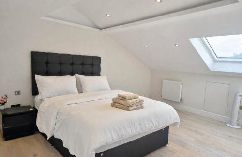 Stylish Three Bedroom Ensuite Duplex Apartment in West Hampstead - Foto 3
