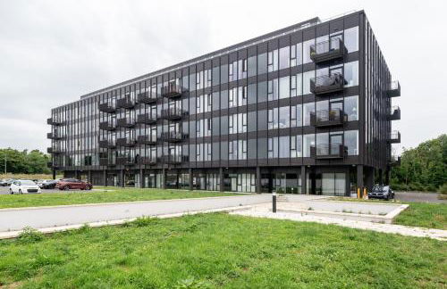 Modern Flat with Parking - Last Min Deals Available - Foto 5