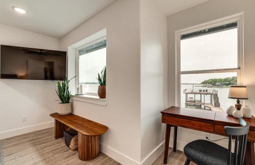 Hot Tub, Fire Pit! High-End Cedar Creek Lake Haven - Foto 24