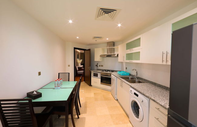 Number One Tower Suites - Photo 57