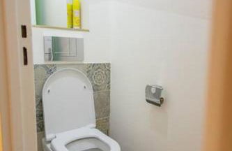 Bel appartement avec baignoire - Photo 17