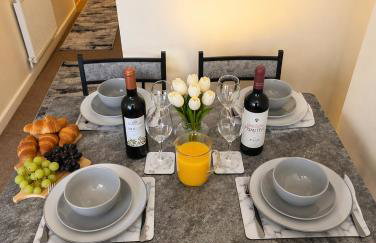 Premium 2BR Retreat for Long Stays - Foto 12