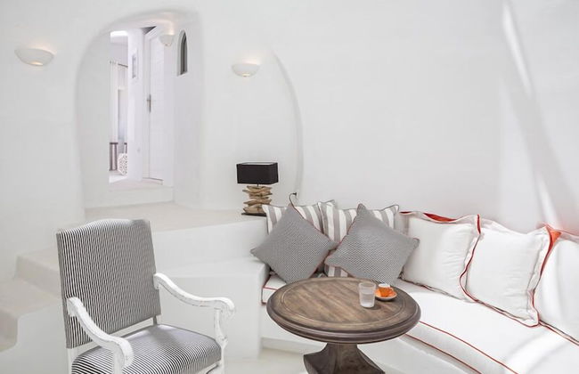 Kamini Santorini Luxury Villas - Photo 29