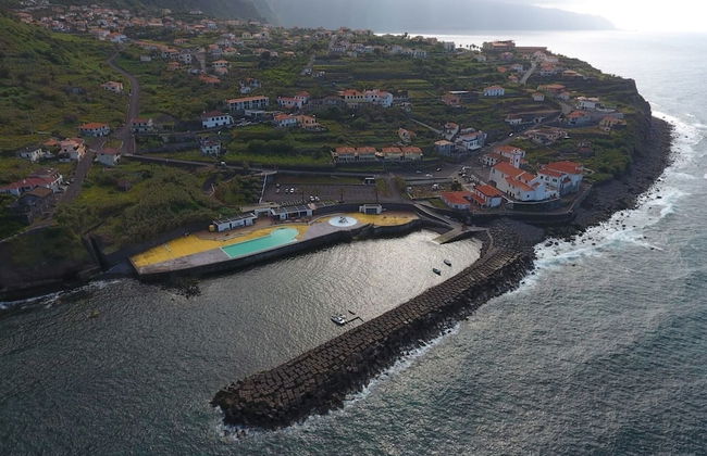 P Delgada 3-bed House, Sleeps 6, Parking & Seaview - Foto 27