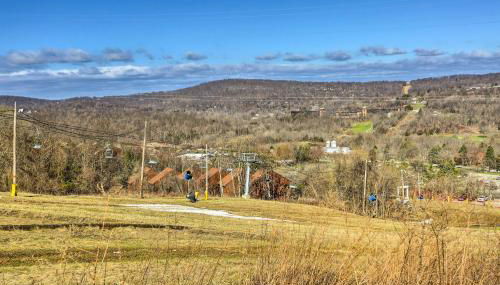 Mountain Creek Condo with Grill Walk to Lifts! - Foto 2