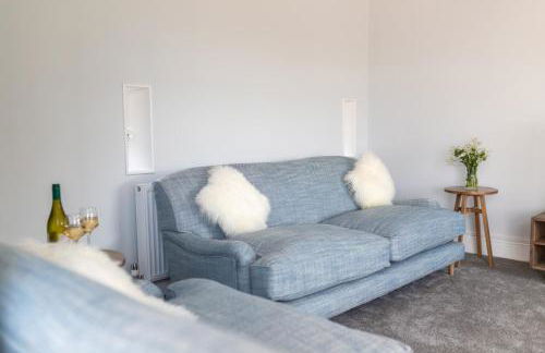 La Roche-Barn with hot tub on the Welbeck estate - Photo 3