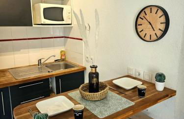 Charming studio - Photo 5