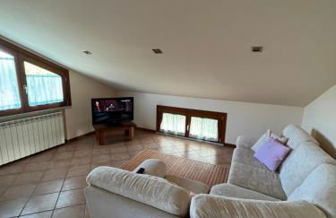 Appartamento Mansarda nel verde - Foto 14