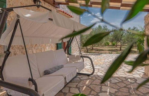 Three-Bedroom Holiday Home In Lozovac - Foto 27