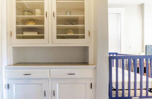 7BR Luxury Living 1st Floor Primary ABODEbucks - Foto 23