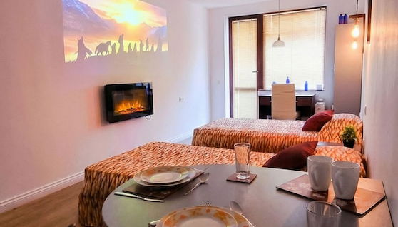 Mountain Paradise 2 - Quiet Cosy Studio - Balcony, Wifi - Foto 4, Sala de estar