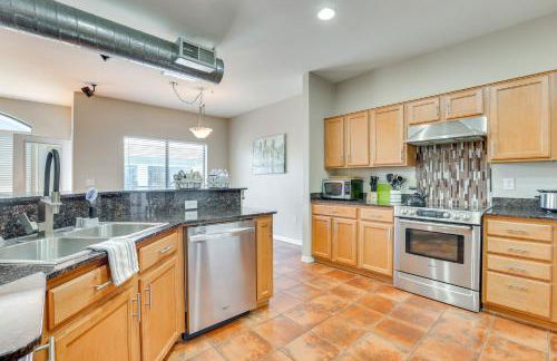 Less Than 1 Mi to Biltmore Fashion Park Condo with Pool! - Foto 9
