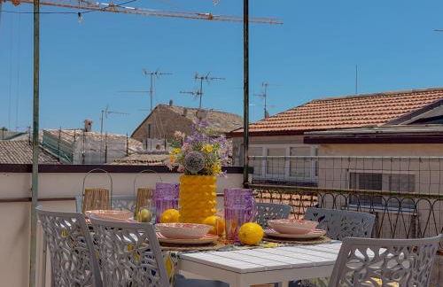 Relax & Views in Le Marche by Host Hero - Foto 7