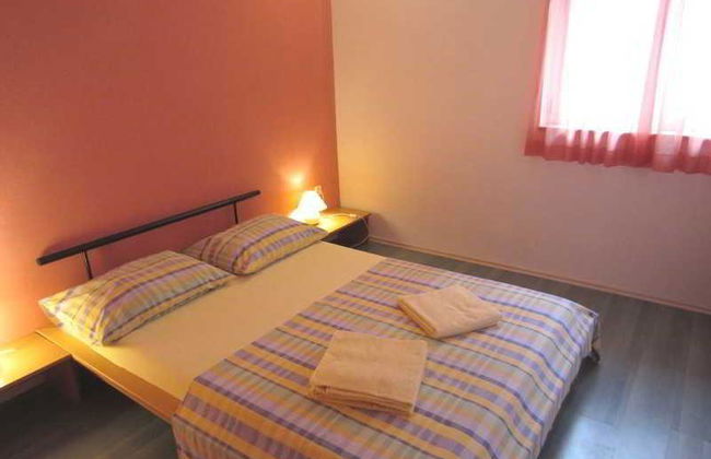 Apartmani Kelam - Foto 3