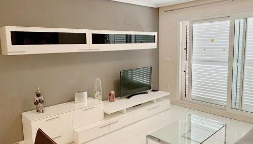 Apartamento Nuevo con Gran Terraza y Wifi en Canet - Photo 3